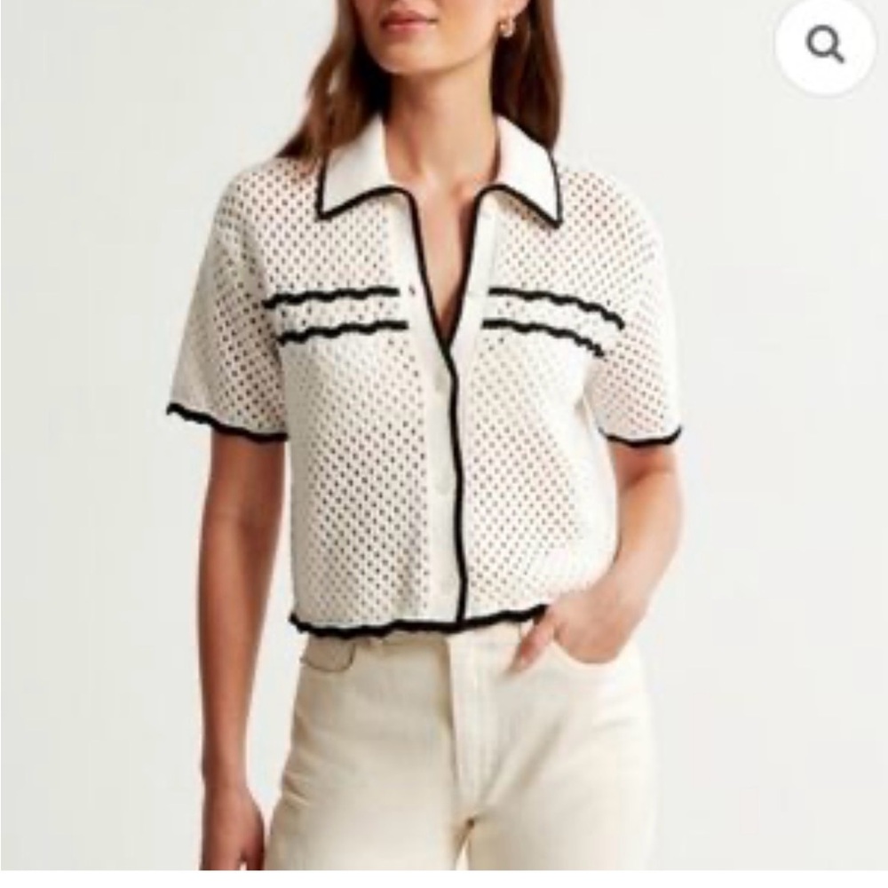 Abercrombie & Fitch White and Black Button Down Shirt - Picture 7 of 7